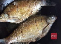 香煎鲂鱼的做法图解4