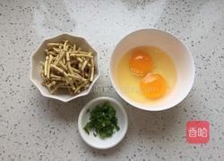 鱼腥草炒鸡蛋的做法图解2