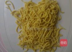 手擀鸡蛋面条的做法图解5