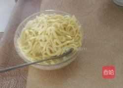 手擀鸡蛋面条的做法图解7