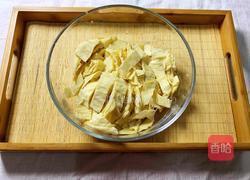 银杏腐竹蛋花糖水的做法图解2