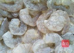 黄瓜炒虾仁的做法图解1