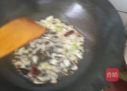 麻辣鸡丁米线的做法图解4