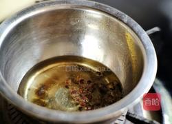 家常快手的 花椒油拌面的做法图解1