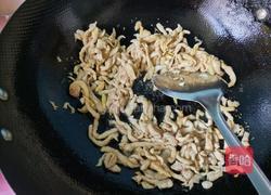 双椒炒鸡丝的做法图解9