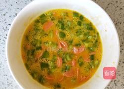火腿鸡蛋饼的做法图解4