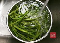 豇豆猪肉水饺的做法图解4