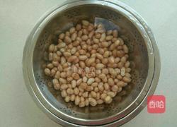 炝拌芹菜花生米的做法图解1