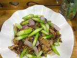 里脊肉片爆炒芦笋