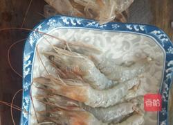 金丝缠腰大虾的做法图解3