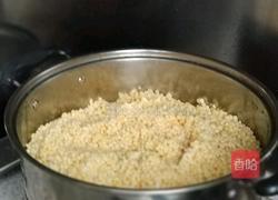 奶香三色绿豆糕的做法图解3