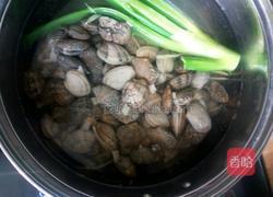 爆炒花甲的做法图解3