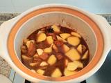 土豆闷五花肉