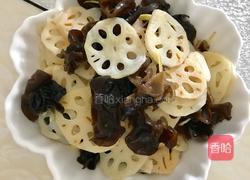 凉拌木耳莲藕的做法图解3