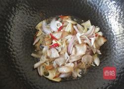 黄金菇炒肉的做法图解6