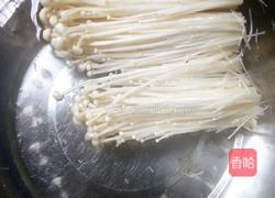 炸金针菇的做法图解2