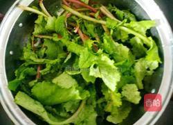 萝卜缨猪肉馅包子的做法图解2