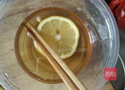 蜂蜜柠檬茶的做法图解2