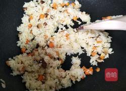 胡萝卜香菇蛋炒饭的做法图解5