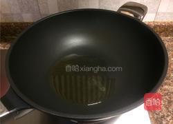 番茄豆芽炒卷心菜的做法图解3