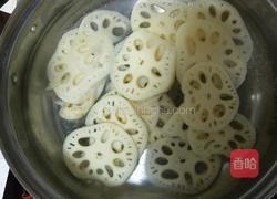 凉拌藕片的做法图解3
