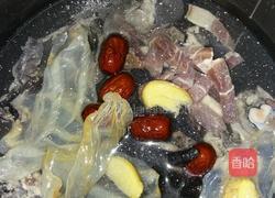 乌鸡火腿花胶汤的做法图解5
