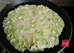 蒜黄鸡蛋饼的做法图解6