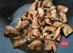 洋葱炒肥肠的做法图解7