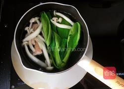 鲜虾时蔬米线的做法图解4
