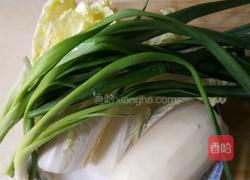 白菜藕水饺的做法图解1