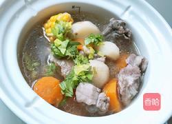 胡萝卜玉米排骨汤的做法图解4