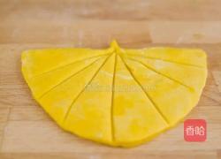南瓜荷叶饼的做法图解15