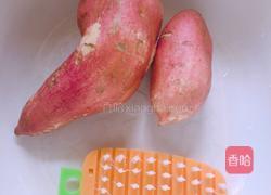 煎地瓜片（红薯）的做法图解1