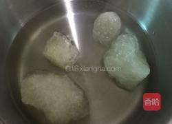 冰糖山楂的做法图解2