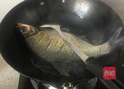 冰糖红烧武昌鱼的做法图解4