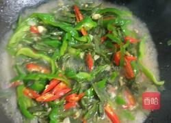 炒猪耳朵豆角的做法图解6