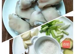 香辣烤猪蹄的做法图解1