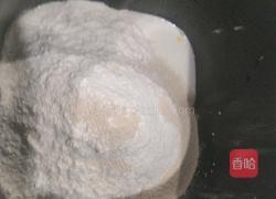 牛奶香蕉鸡蛋发糕的做法图解6