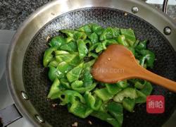 肉片炒圆椒的做法图解5