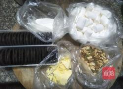 奥利奥雪花酥的做法图解1