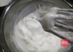蔓越莓翠绿蛋糕的做法图解9