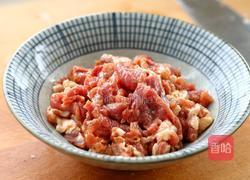 蒜苔炒肉的做法图解3