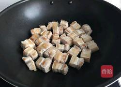 ＃东北＃五花肉炖海带扣的做法图解5