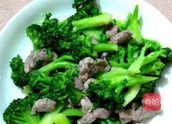 西蓝花炒肉片的做法图解5