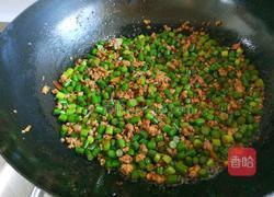 肉末炒蒜苔的做法图解9