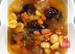 银耳莲子羹的做法图解6