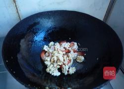 鲜核桃炒虾仁的做法图解5