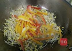 彩椒炒豆芽的做法图解4