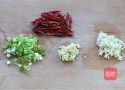 香辣花生米小鱼干的做法图解3