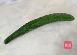 黄瓜炒鸡蛋的做法图解1